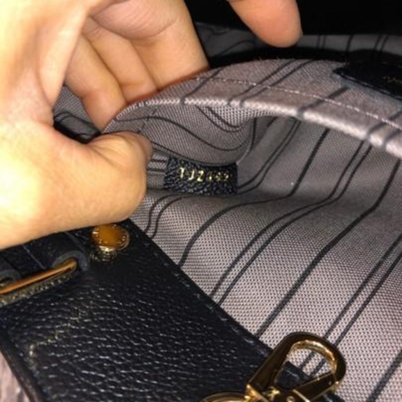 empreinte lv bag